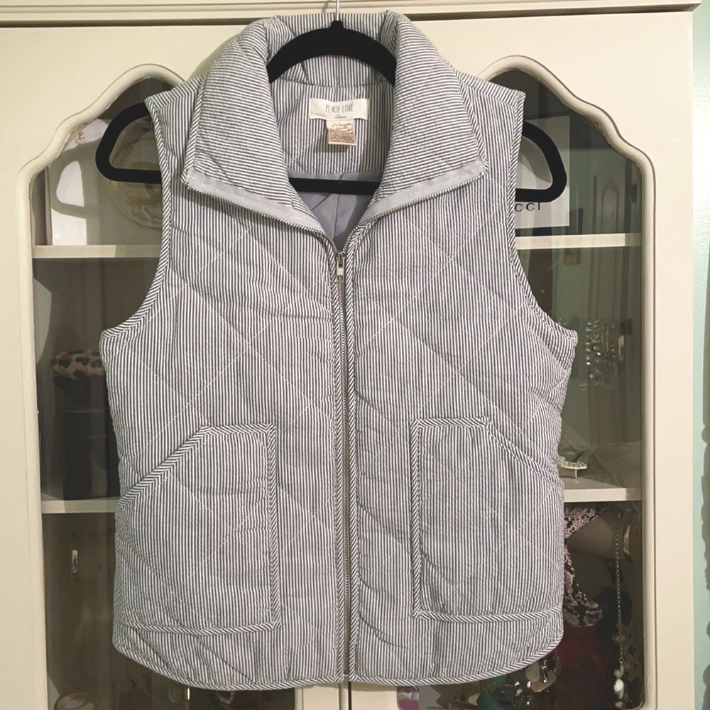 Peach Love Seersucker Vest, Sz Small, Light Blue